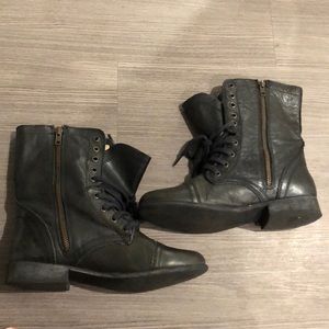 Steve Madden Troopa Combat Boot